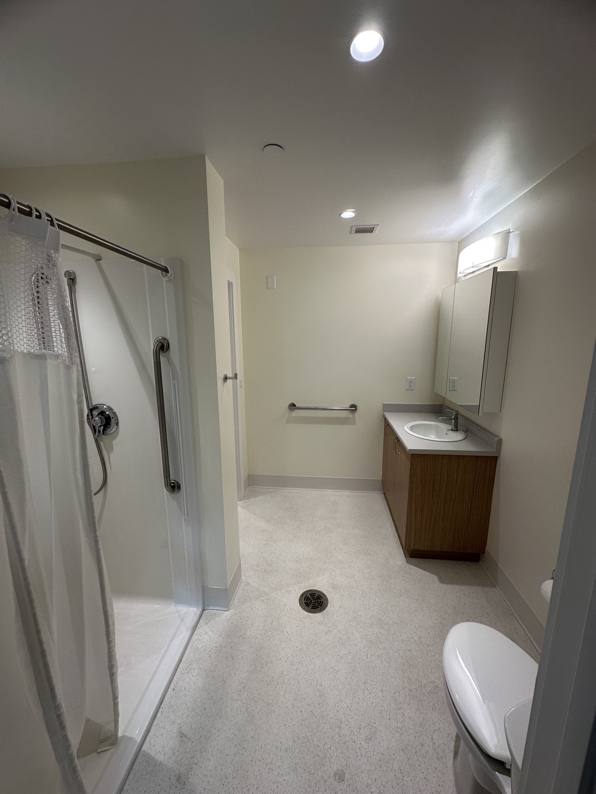 Bathroom painting in an accessible residential unit in Victoria, BC